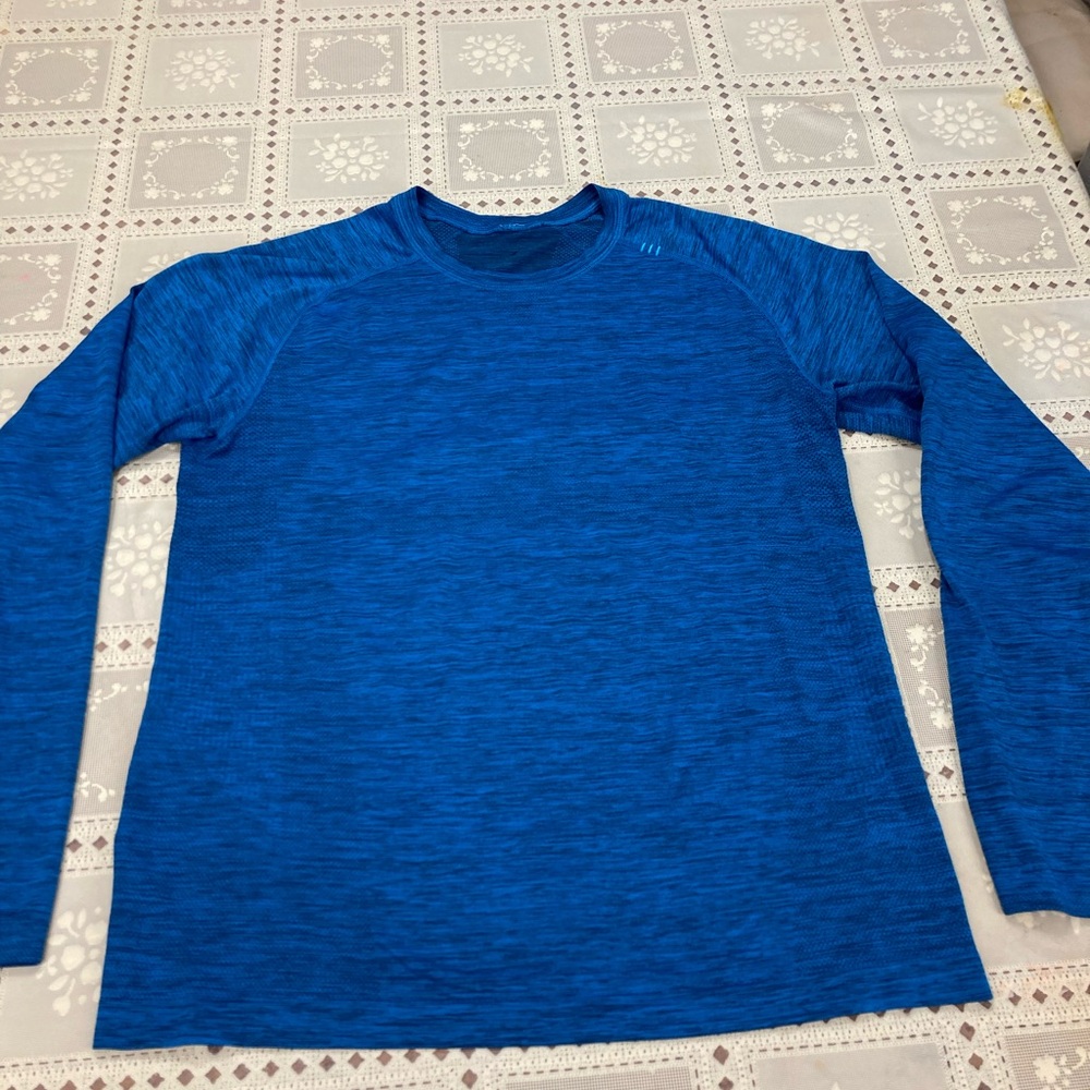 Lululemon Metal Vent Tech Long Sleeve Mens M Shirt Athletic Performance
